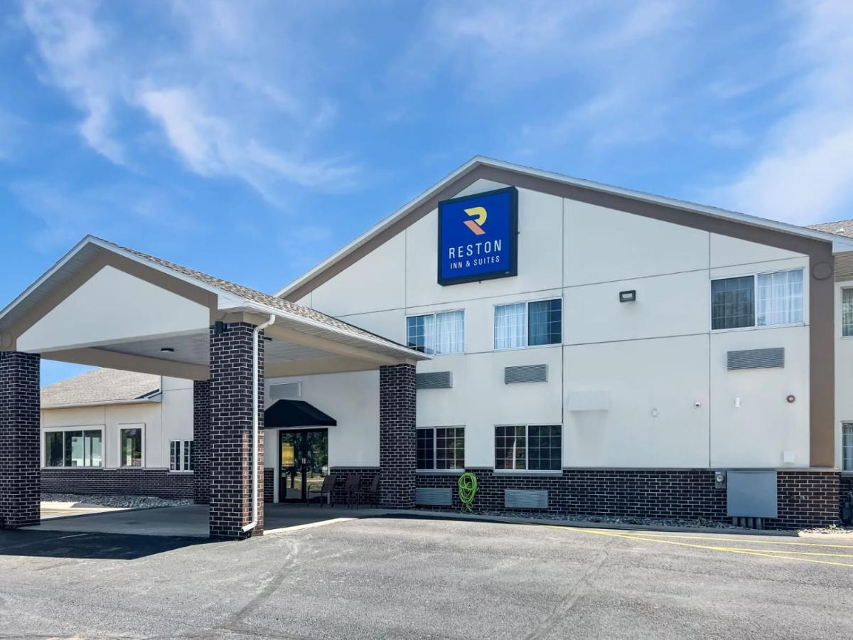 Reston Inn & Suites Spencer Экстерьер фото