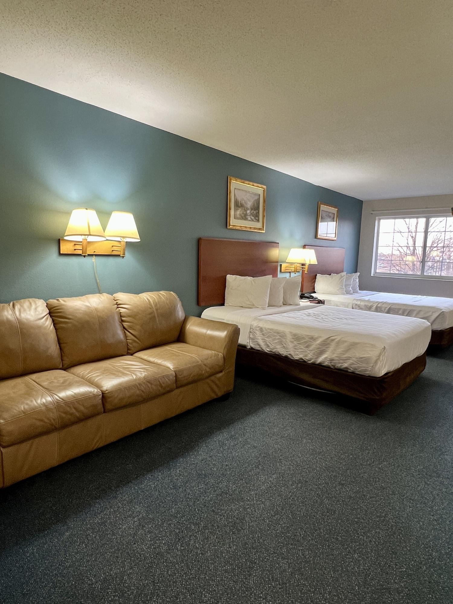 Reston Inn & Suites Spencer Экстерьер фото
